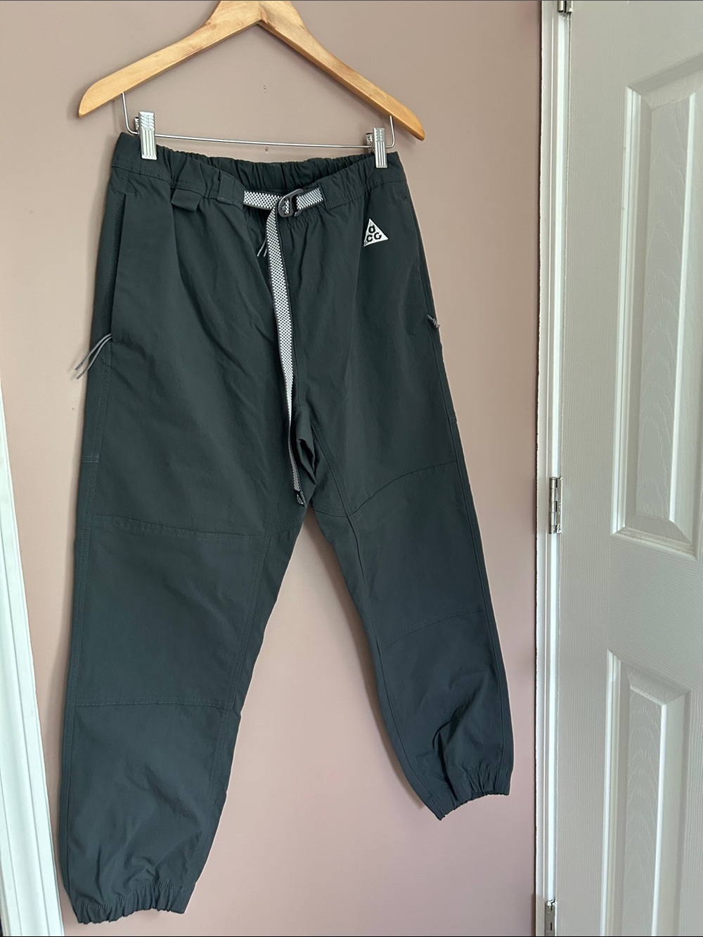 Nike ACG Trail Pants Dark Smoke Grey Hiking Gorpcore Joggers Size M - Picture 7 of 14